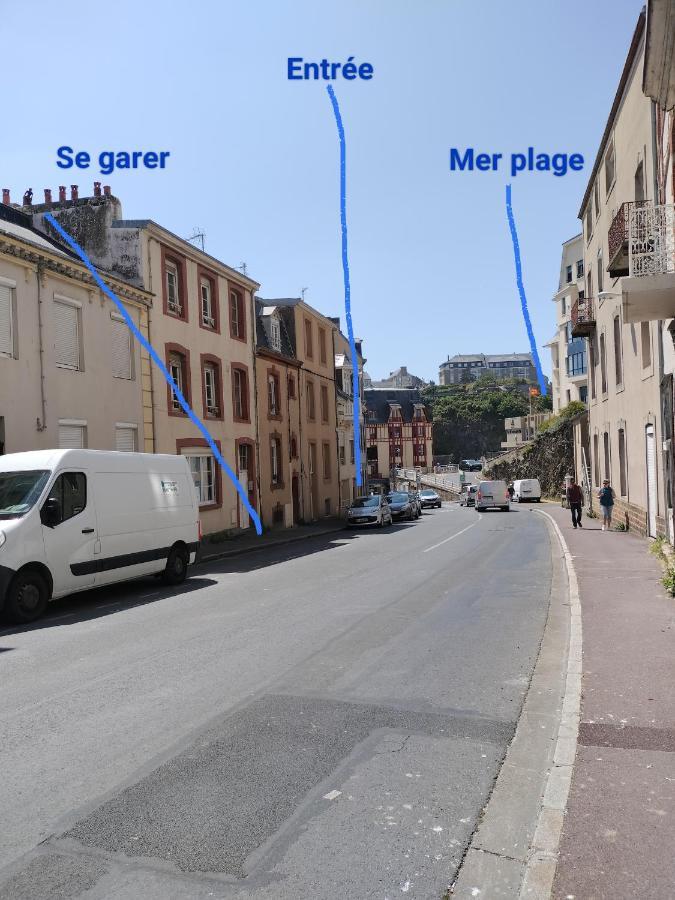 Entre Mer Et Montagne Granville Exterior photo